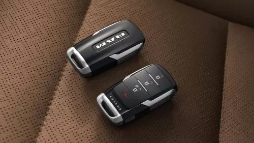 ram-dakota-laramie_015